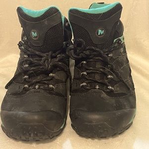 Size 10 Merrell Hiking Boots